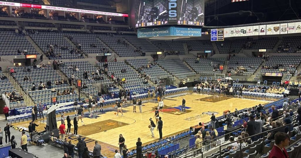 Basketball game at the Memorial Coliseum in Fort Wayne